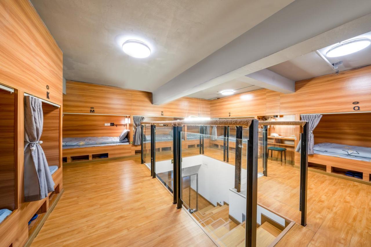 Riverside International Youth Hostel阅江老院青年旅舍 ฉงชิ่ง ภายนอก รูปภาพ