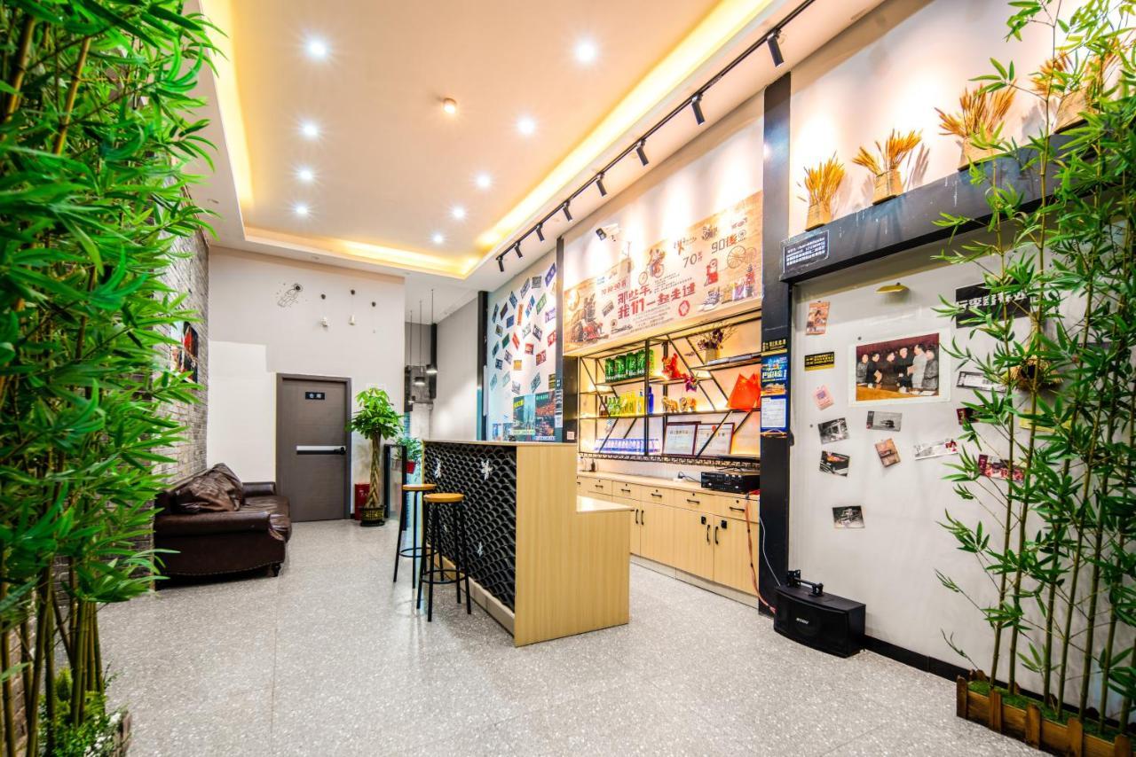 Riverside International Youth Hostel阅江老院青年旅舍 ฉงชิ่ง ภายนอก รูปภาพ