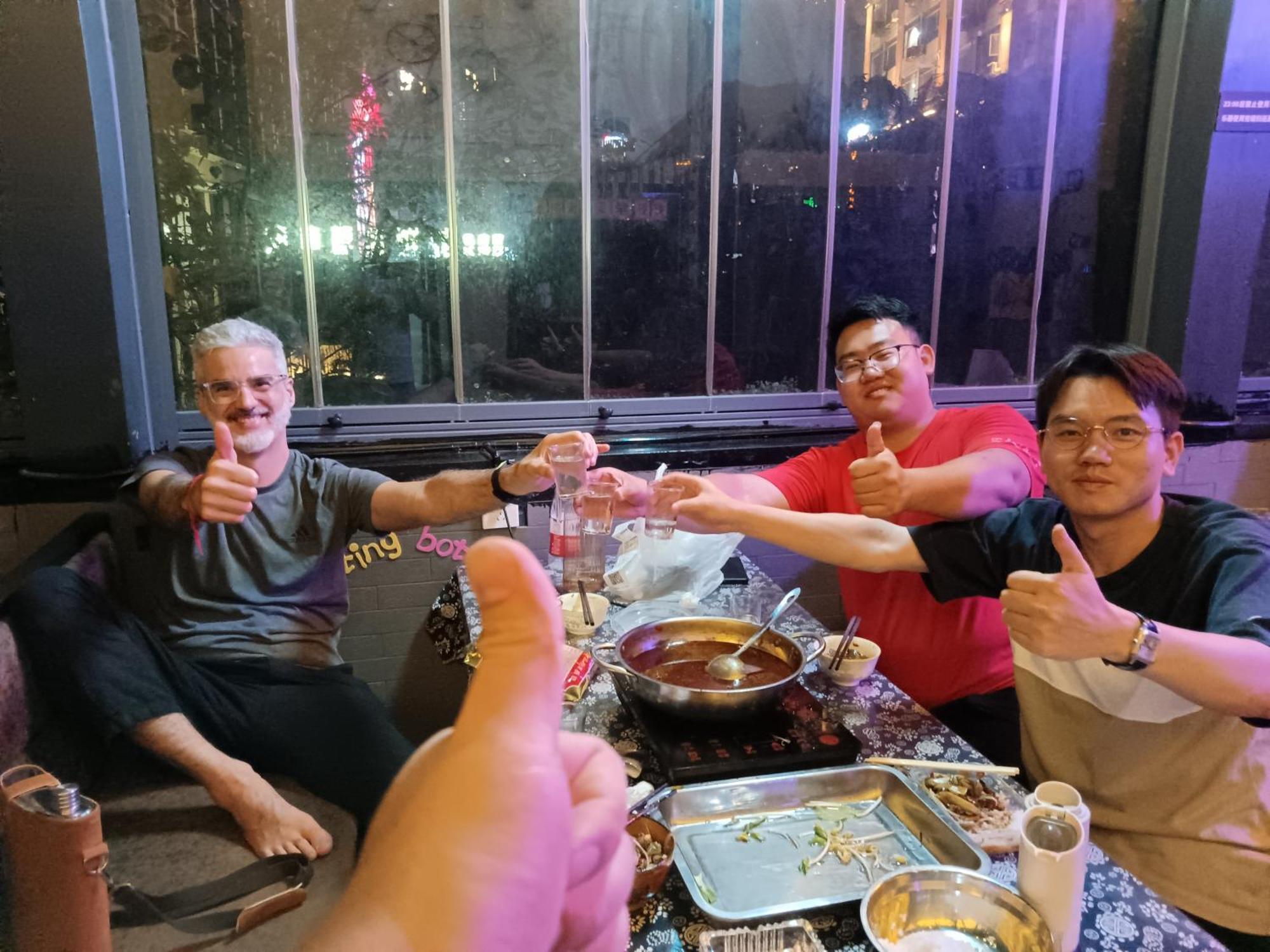 Riverside International Youth Hostel阅江老院青年旅舍 ฉงชิ่ง ภายนอก รูปภาพ